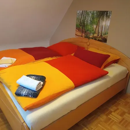 Gemuetliche Doppelhaushaelfte/ 1og Apartment *